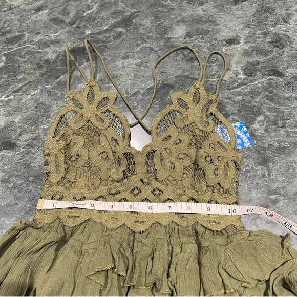 Free People Top XS Intimately Adella Cami Lace Olive Sparrow Green NWT Ruffle - Picture 4 of 10
